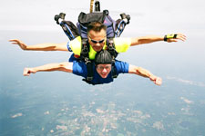 Charlotte in tandem freefall